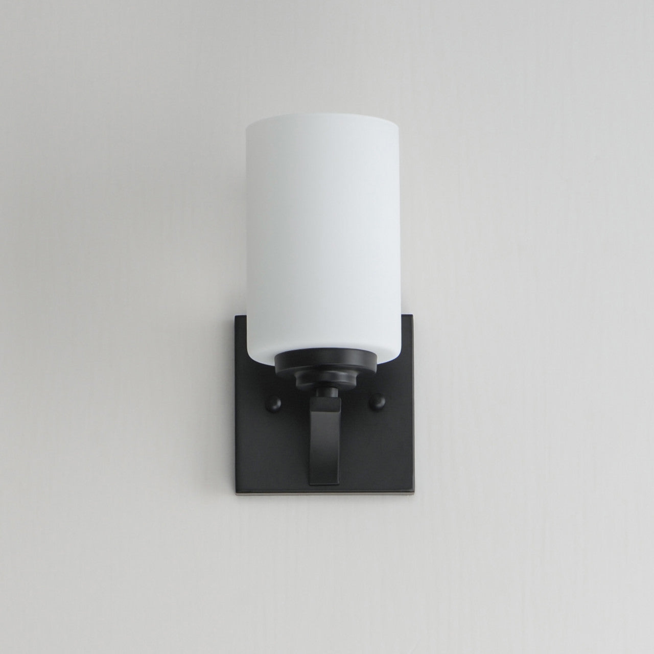 Maxim Deven 1-Light Wall Sconce in Black 20030SWBK