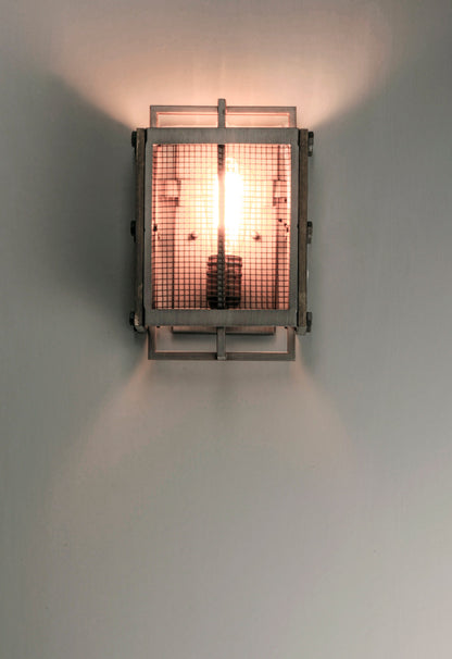 Maxim Outland 1-Light Wall Sconce in Barn Wood / Weathered Zinc 25269BWWZ