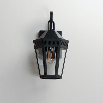 Maxim Oxford Outdoor 1-Light Wall Sconce in Black 30591CLBK