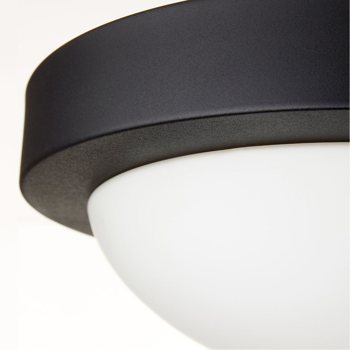 Quorum Ceiling Mount in Noir 3505-11-69