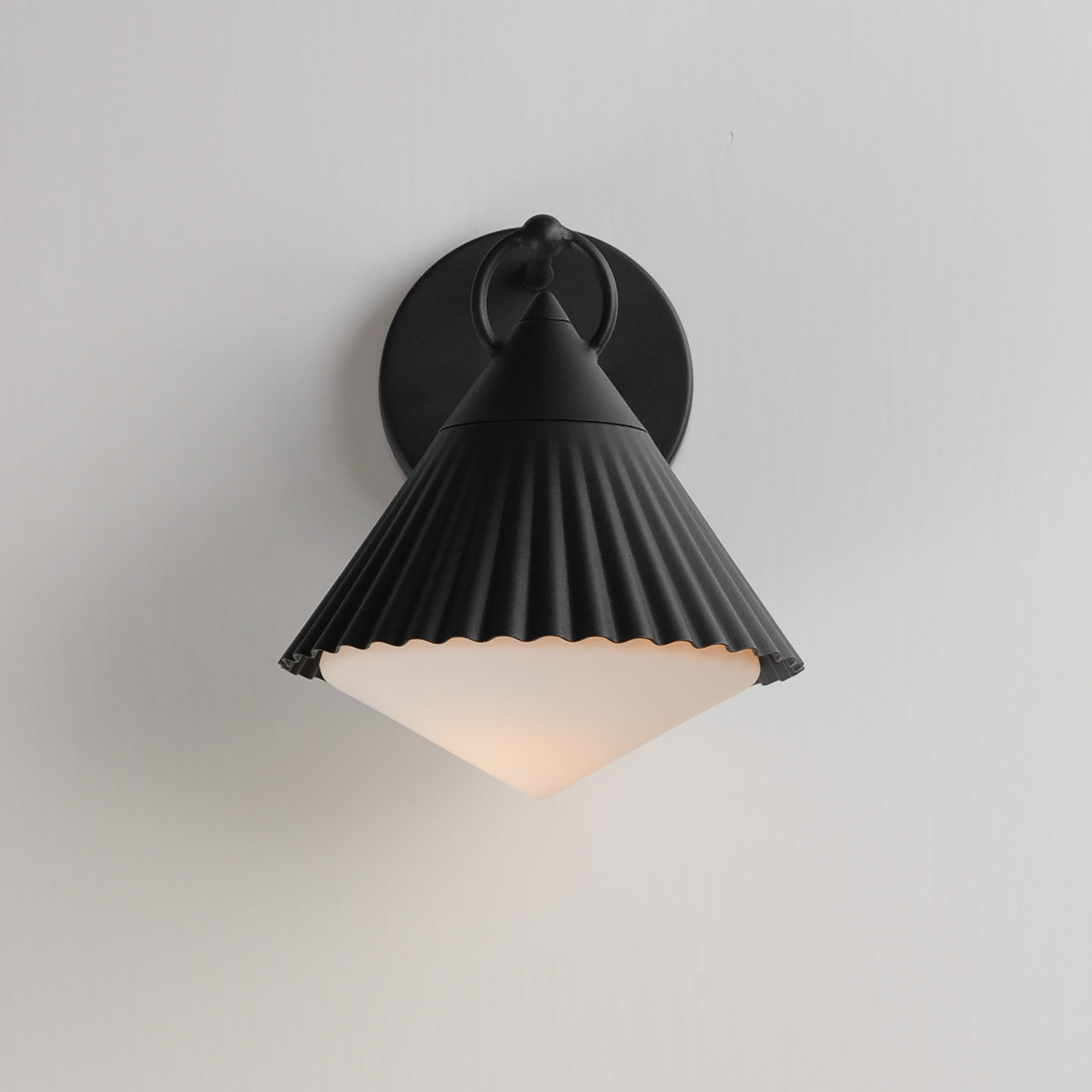 Maxim Odette 10" Wall Sconce in Black 35132WTBK