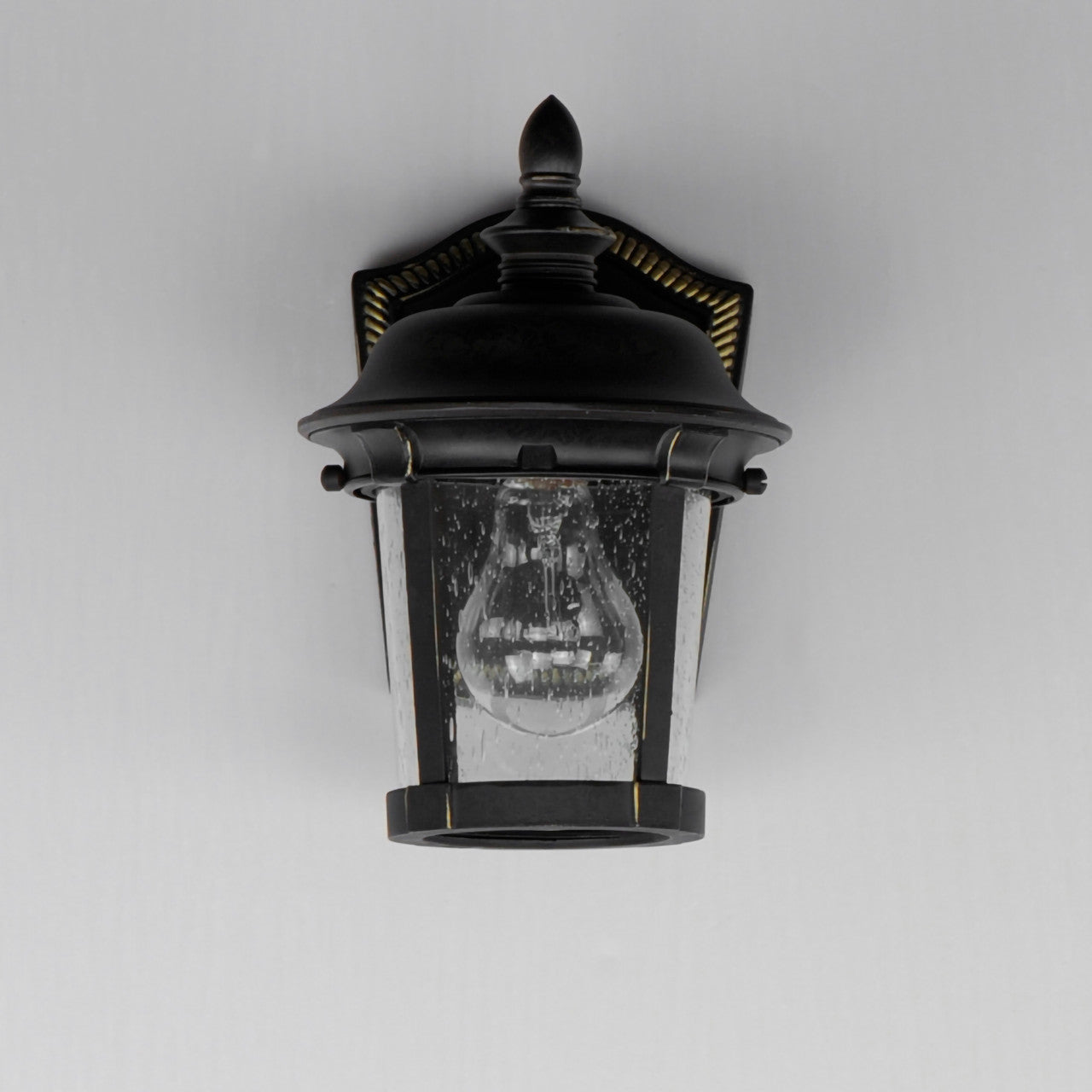 Maxim Dover VX 1-Light Outdoor Wall Lantern in Bronze 40096CDBZ