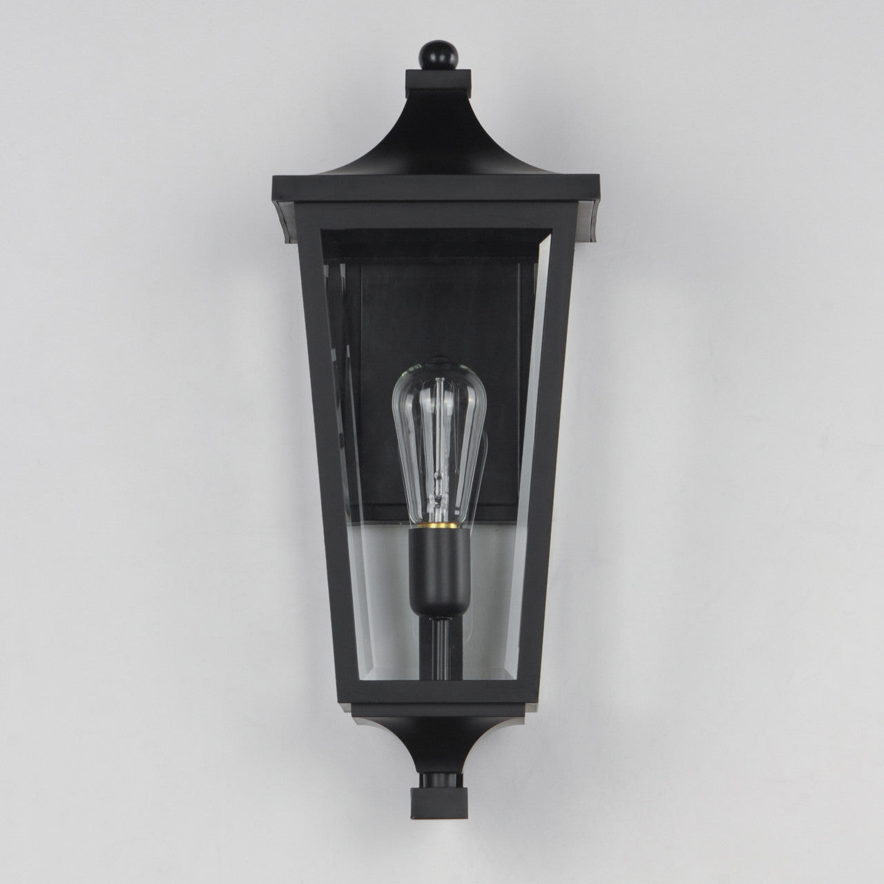 Maxim Sutton Place VX 1-Light Outdoor Sconce in Black 40233CLBK