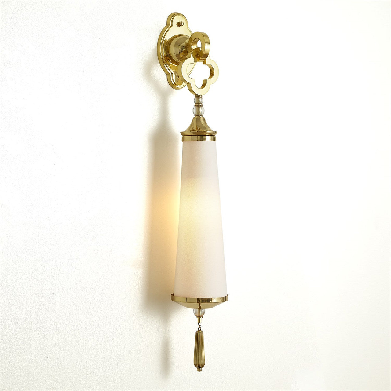 Global Views Quatrefoil Sconce in Brass in HW RT9.90004-HW