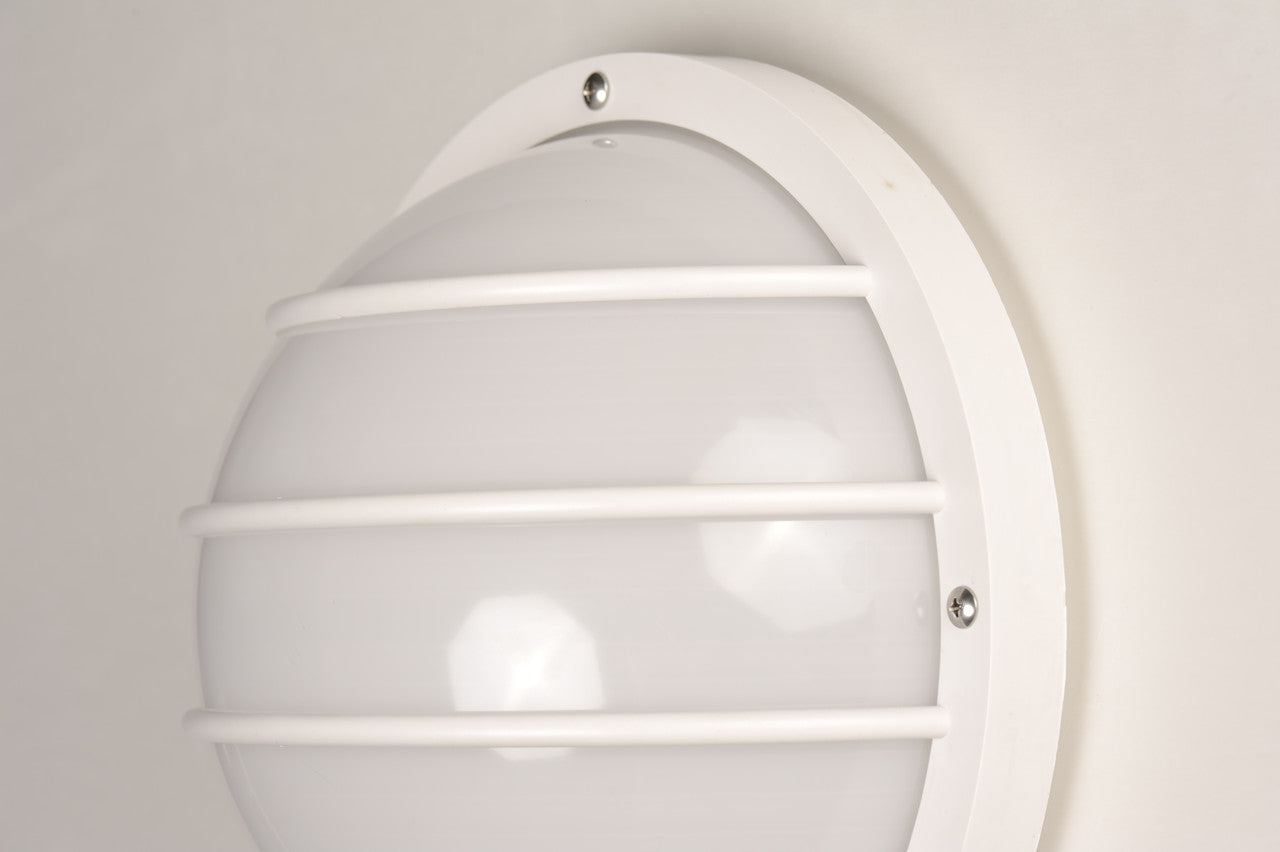 Maxim Bulwark 1-Light LED Outdoor Wall Sconce in White 51112FTWT