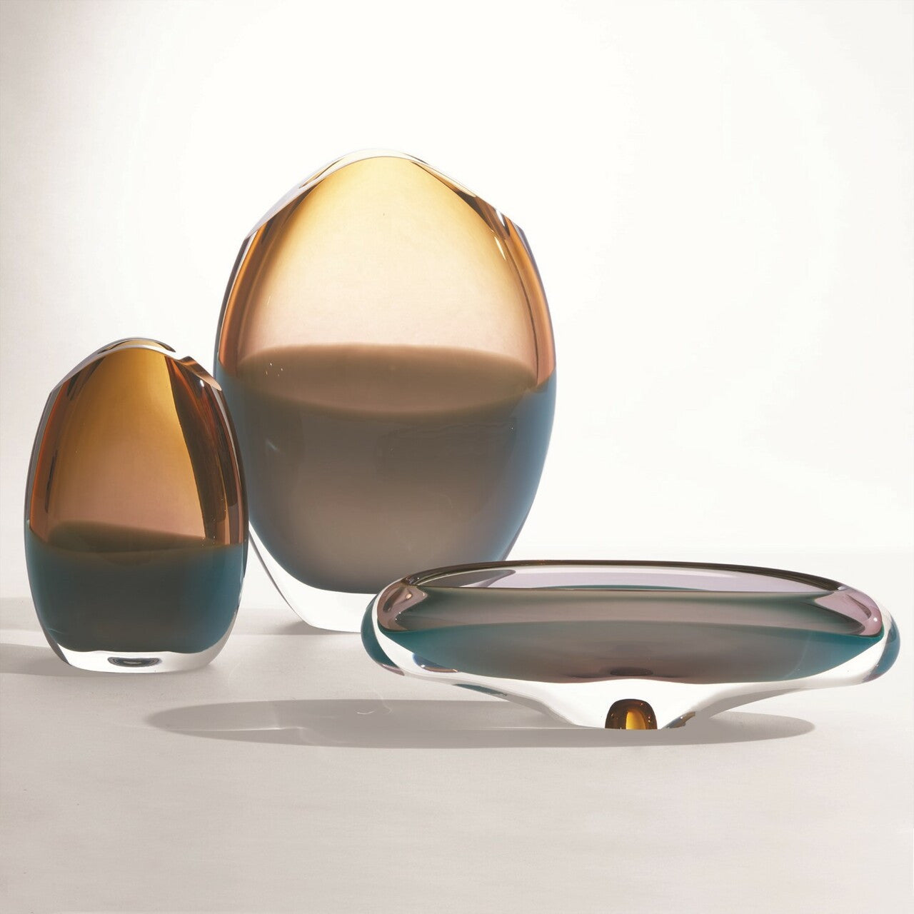 Global Views Oval Vase Pistachio Amber Small 6.60384