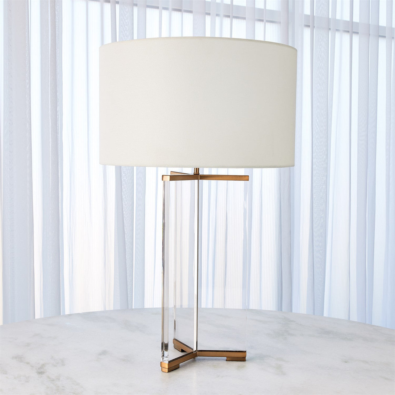 Global Views Y Table Lamp in Antique Brass 8.83031