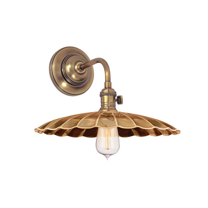 Hudson Valley Lighting Heirloom Wall Sconce in Aged Brass 8000-AGB-MS3