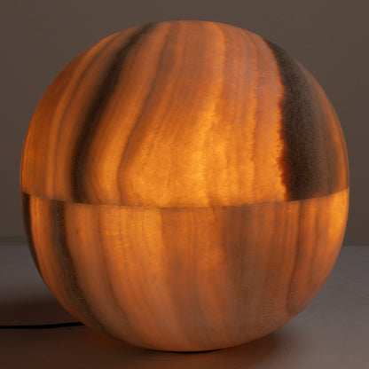 Noir Onyx Globe, Large in Natural AM-8L