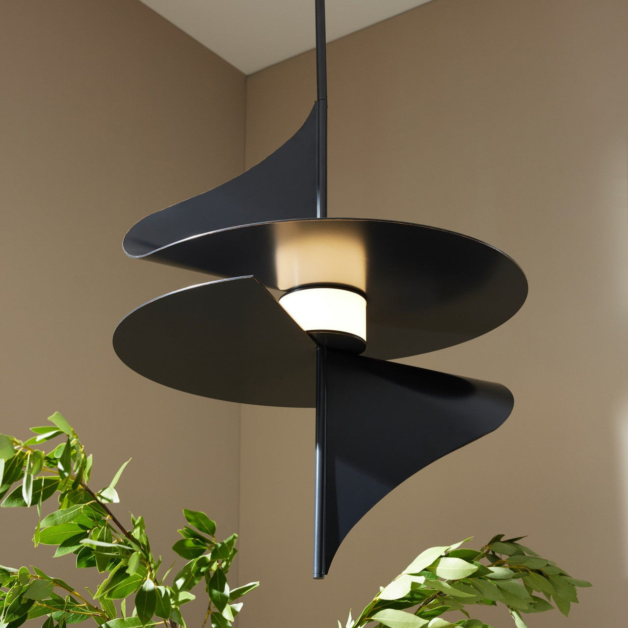 Arteriors Home Renly Pendant DSC06