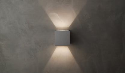 ET2 Contemporary Lighting Alumilux: Cube LED Outdoor Wall Sconce in Satin Aluminum E41308-SA