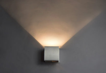 ET2 Contemporary Lighting Alumilux: Cube LED Outdoor Wall Sconce in Satin Aluminum E41308-SA