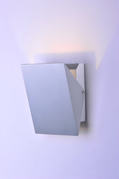 ET2 Contemporary Lighting Alumilux: Tilt LED Outdoor Wall Sconce in Satin Aluminum E41333-SA