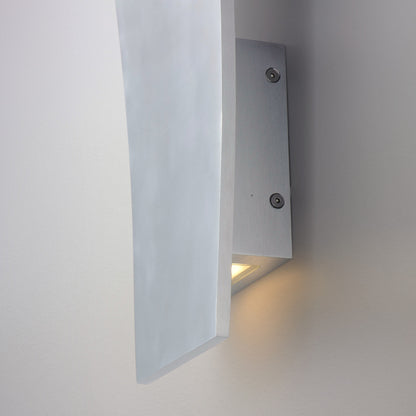 ET2 Contemporary Lighting Alumilux: Prime LED Outdoor Wall Sconce in Satin Aluminum E41499-SA