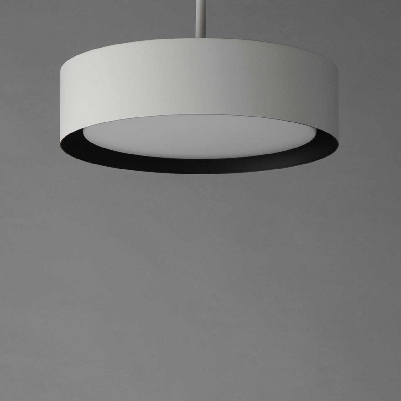 ET2 Contemporary Lighting Echo 13" LED Pendant in White / Black E51011-WTBK