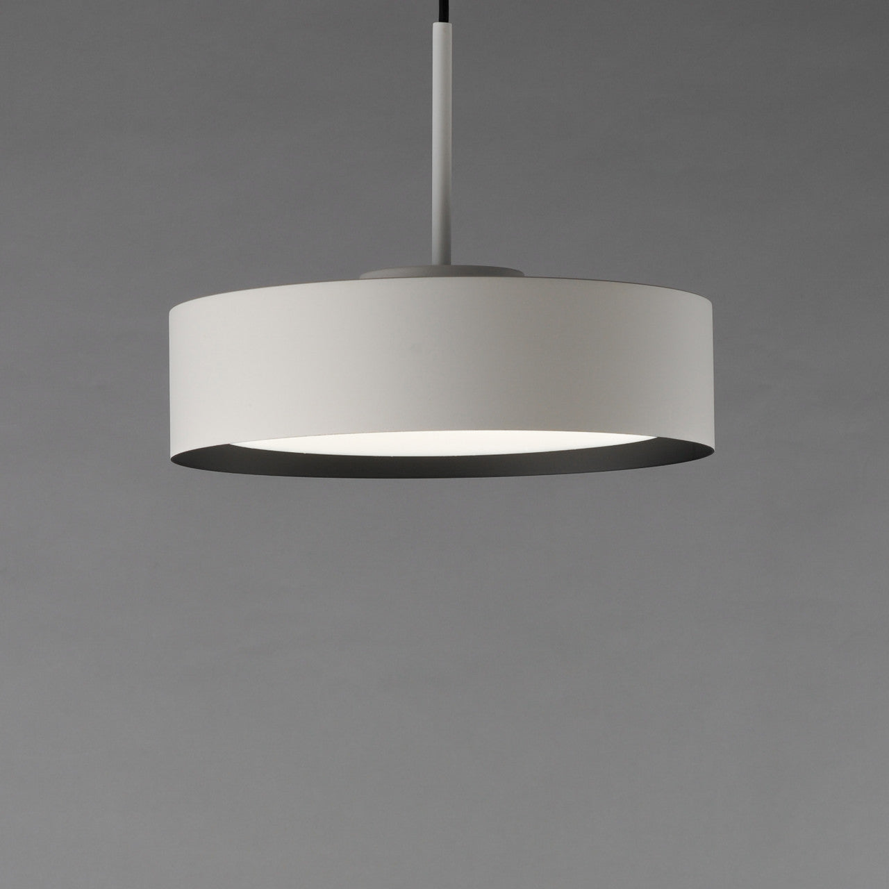 ET2 Contemporary Lighting Echo 13" LED Pendant in White / Black E51011-WTBK