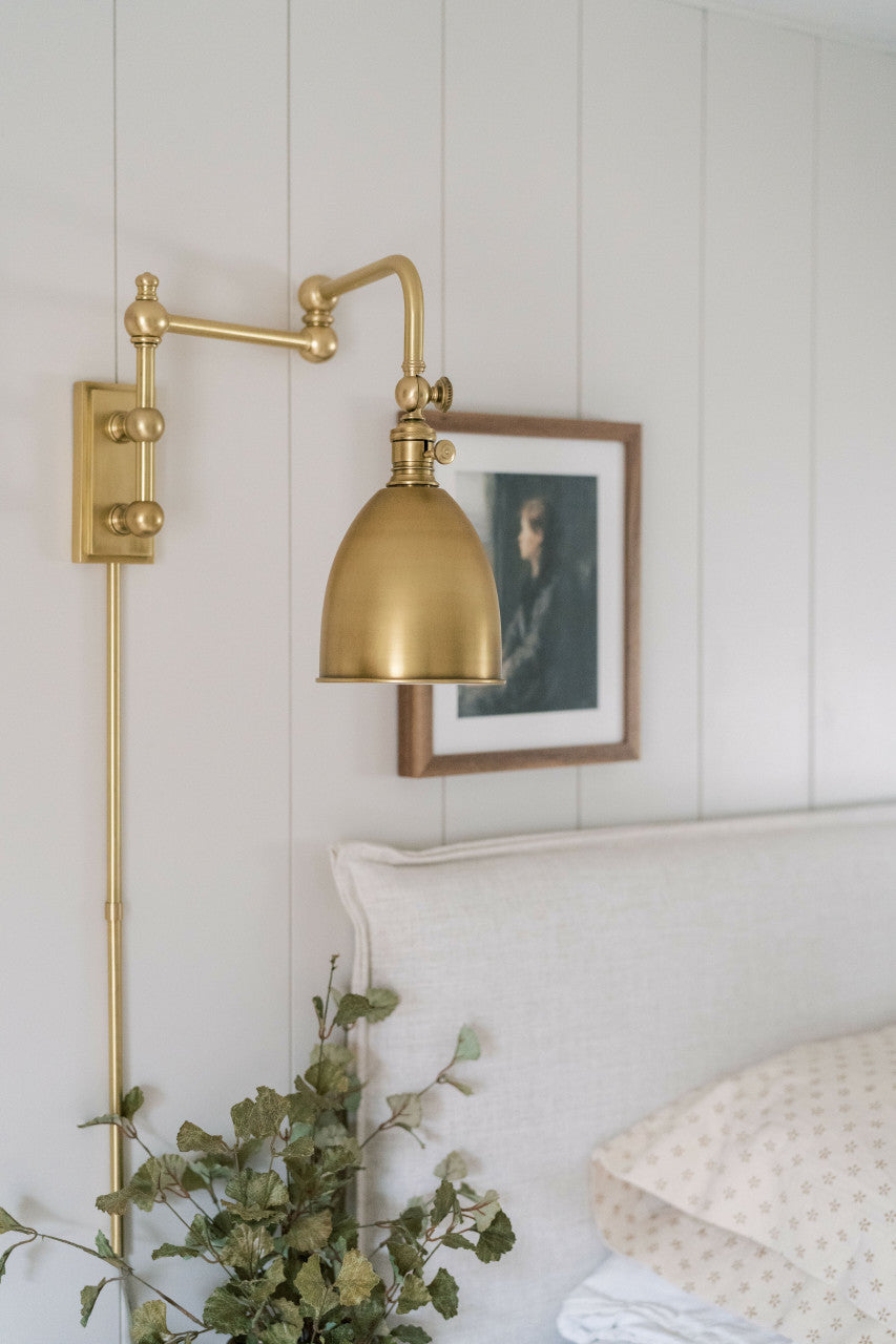 Hudson Valley Lighting Roslyn Plug-In Sconce in Aged Brass 771-AGB